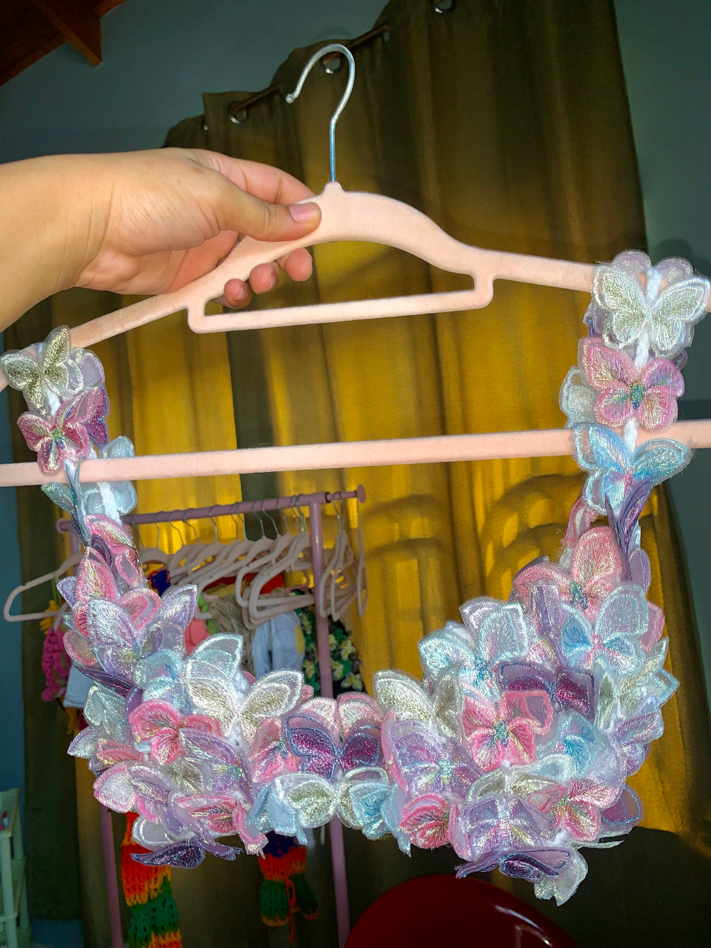Primavera häket bralette mit butterfly applicés