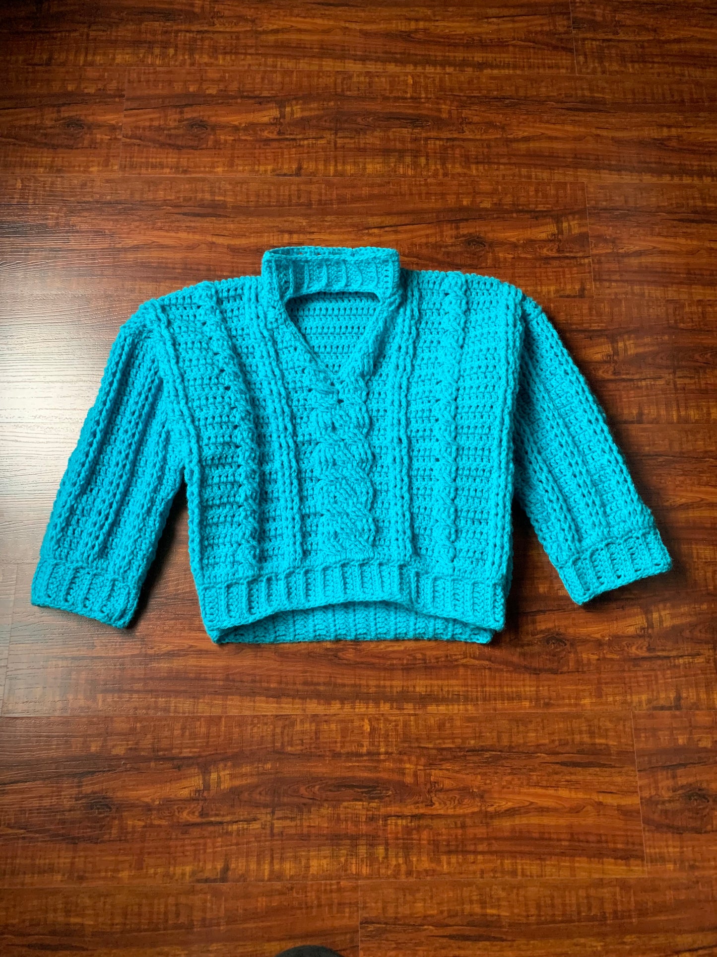 特大のかぎ針編みのセーター
