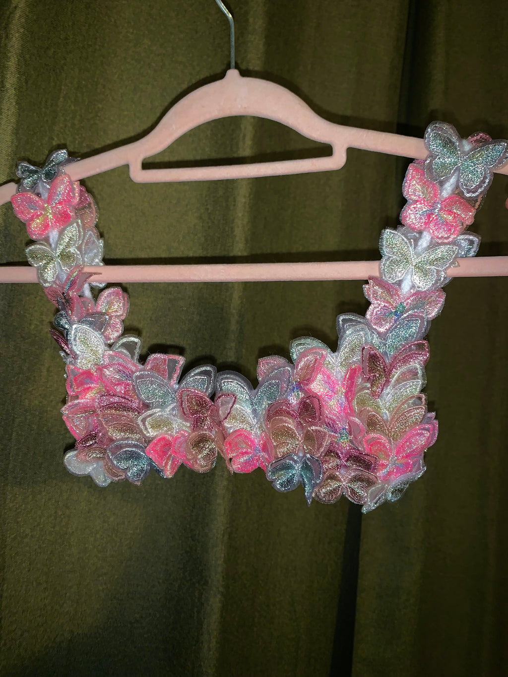 Primavera häket bralette mit butterfly applicés