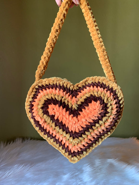 Pronto para enviar Crochet Heart Backpack Thanardgiving Theme