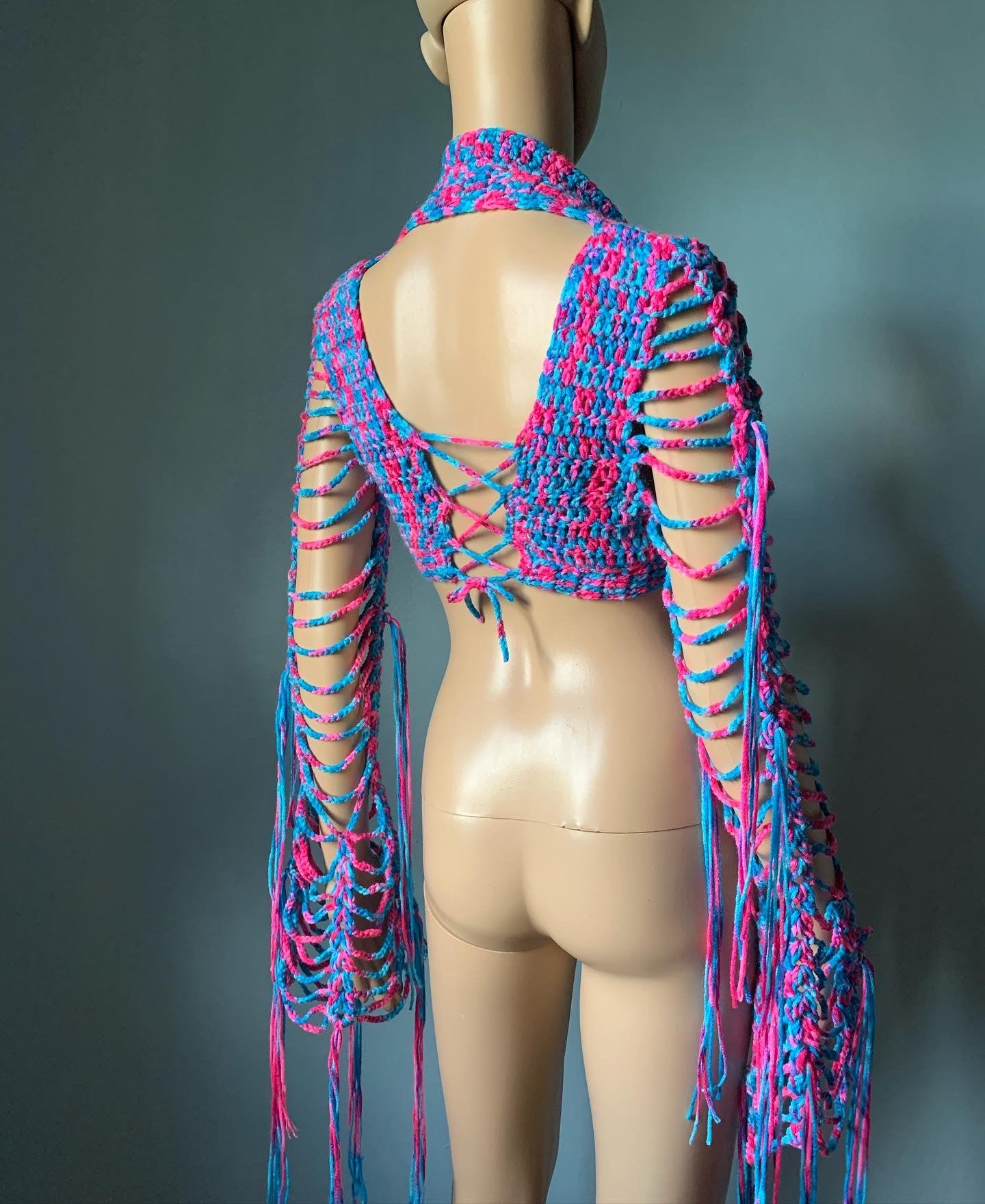 배송 준비 완료 Fae 크로셰 탑