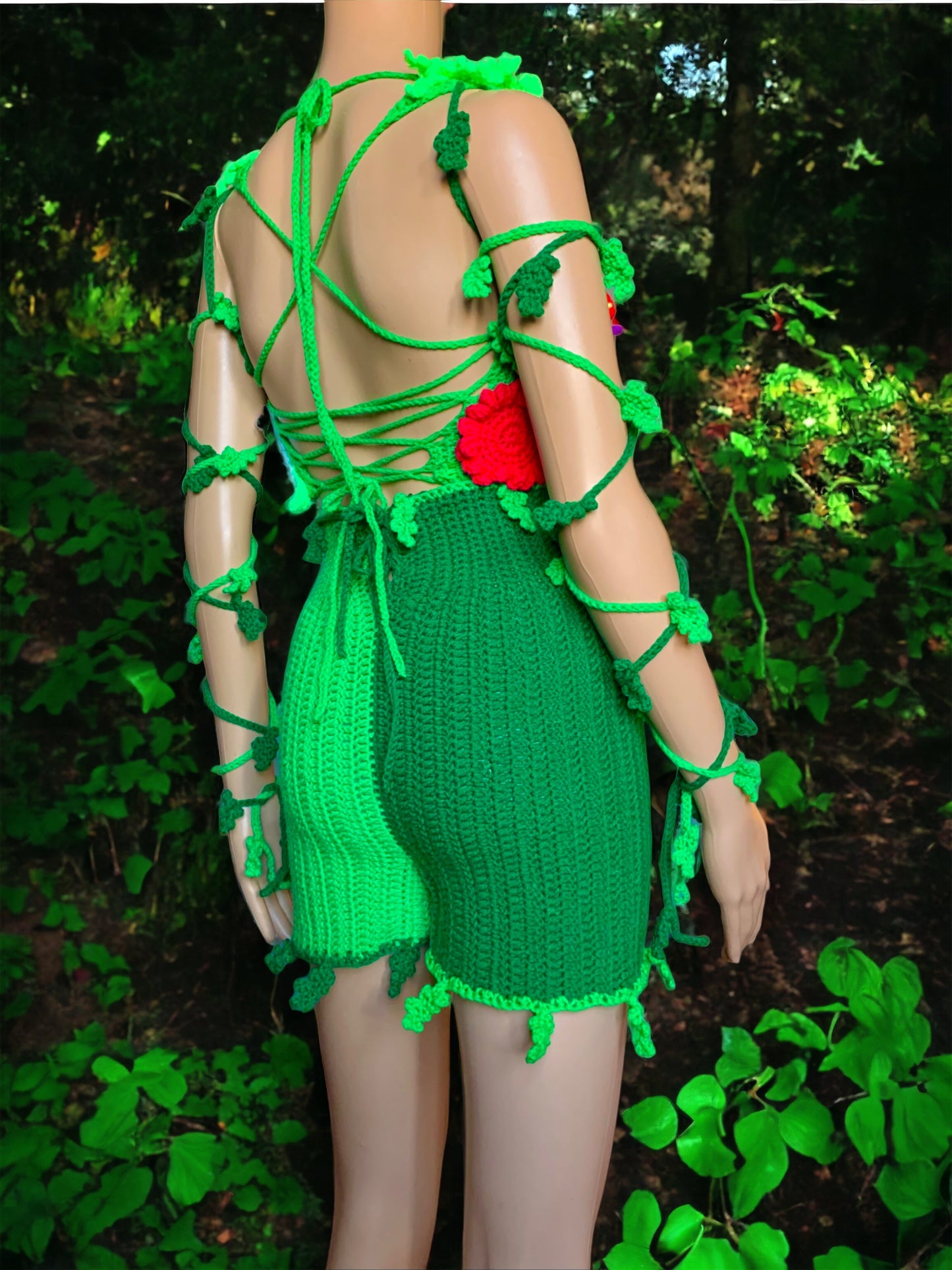Poison Ivy Crochet Shorts Set